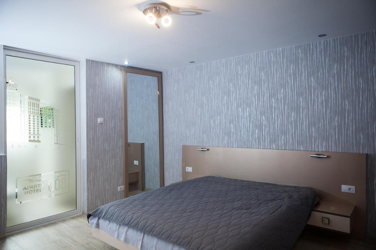 Lvc,Lac & Nyc Apartshotel Faleza Галац Экстерьер фото