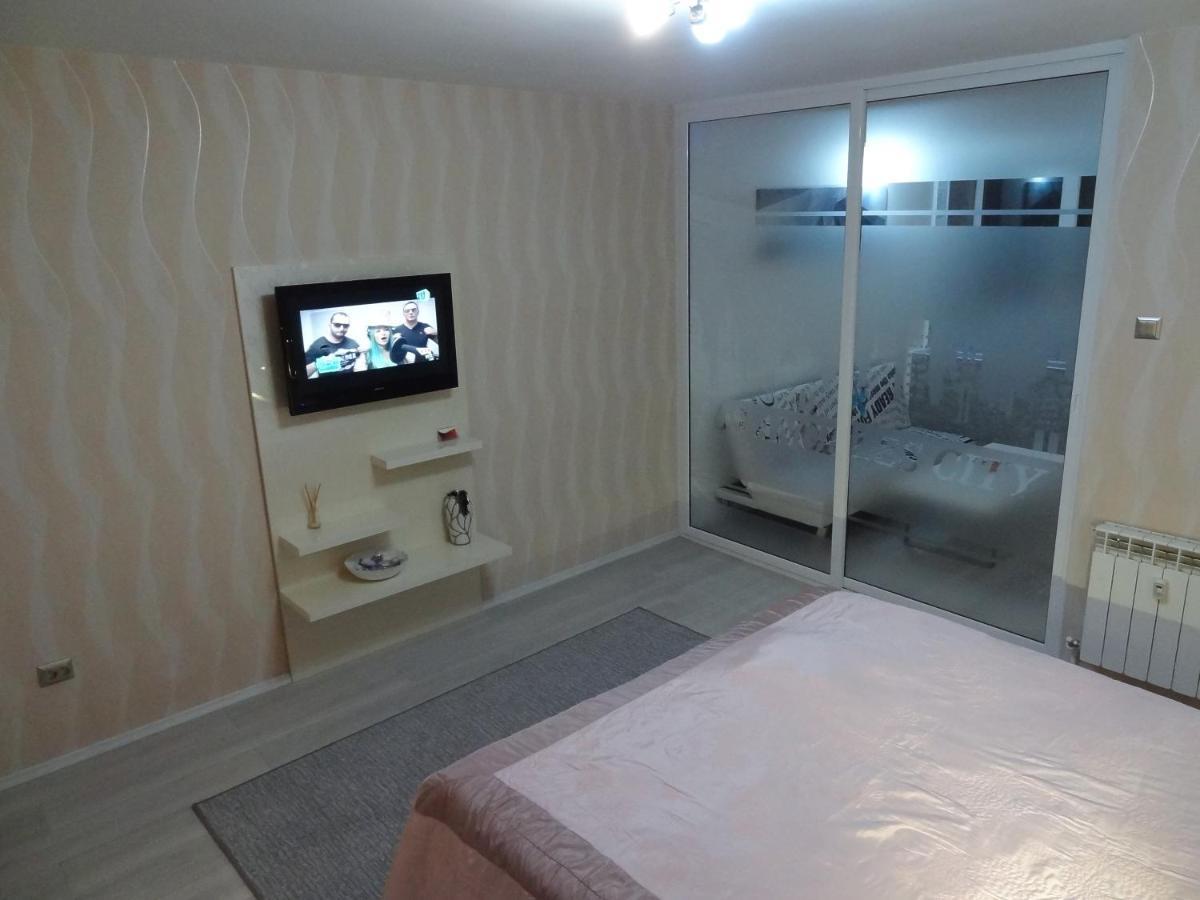 Lvc,Lac & Nyc Apartshotel Faleza Галац Экстерьер фото