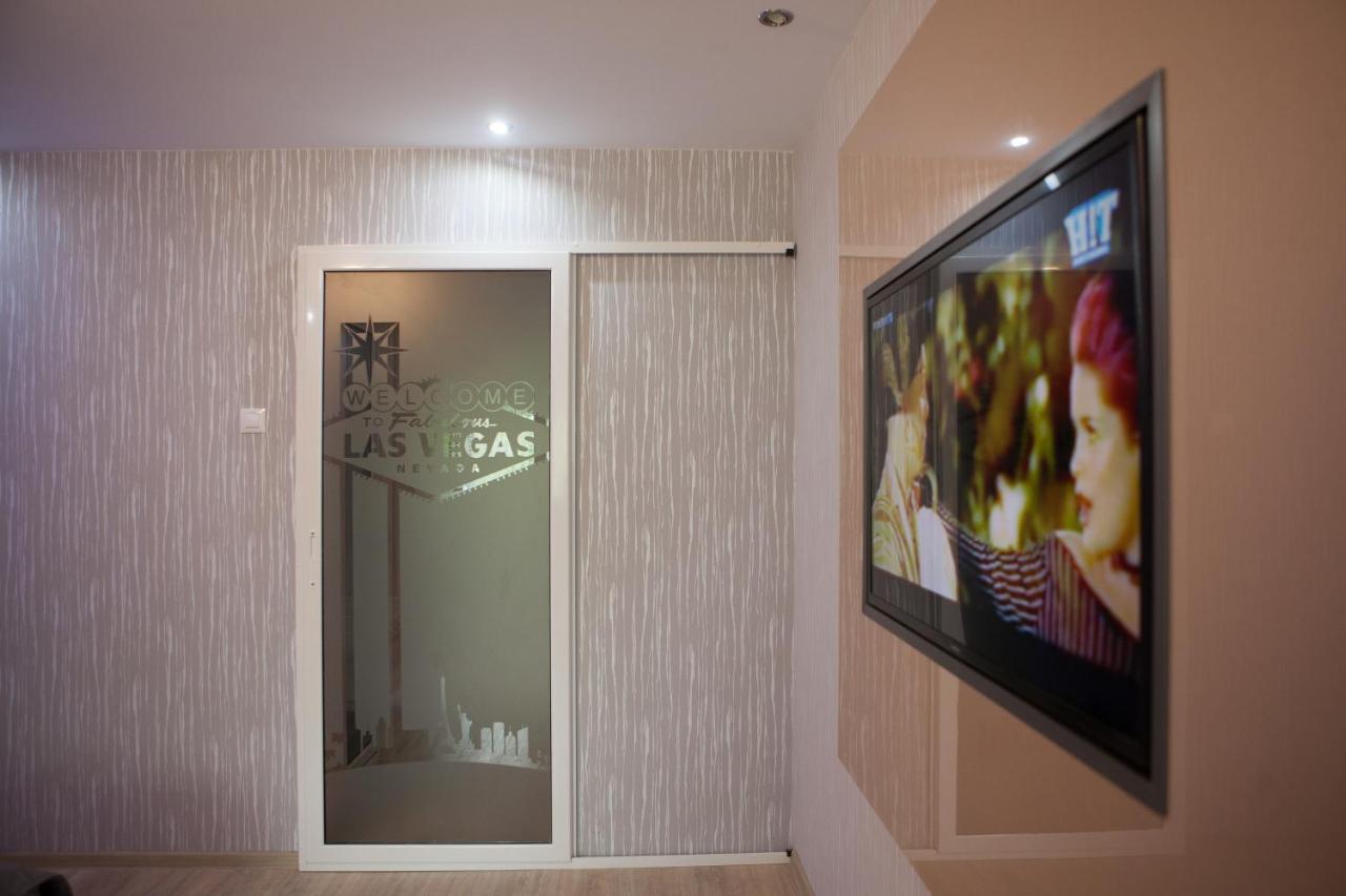 Lvc,Lac & Nyc Apartshotel Faleza Галац Экстерьер фото
