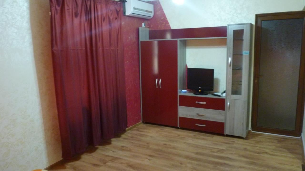 Lvc,Lac & Nyc Apartshotel Faleza Галац Экстерьер фото